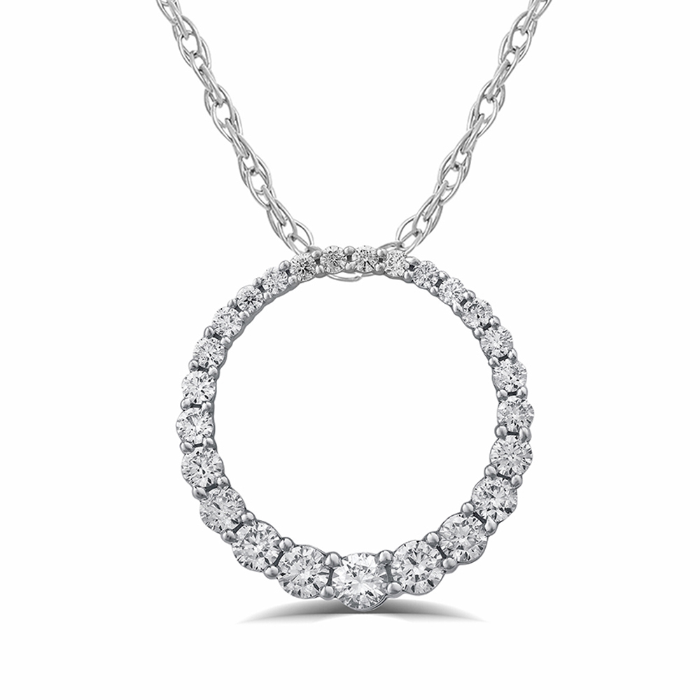 1 - 1 1/2 CT TW Graduating Lab Created Diamond Circle Necklace in Silver | Fifi