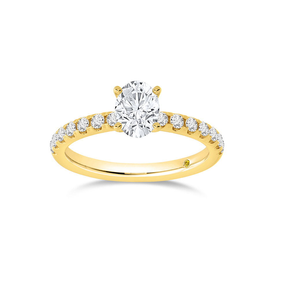 2 Carat Engagement Diamond Ring for Women | Sadiya | La Joya