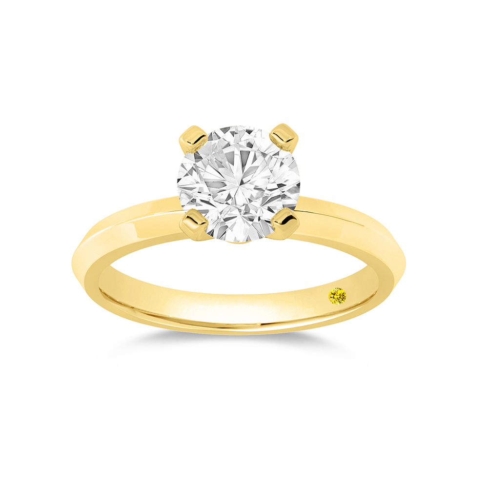Lab Grown Pear Shape Diamond Engagement Ring in Gold | Elaine