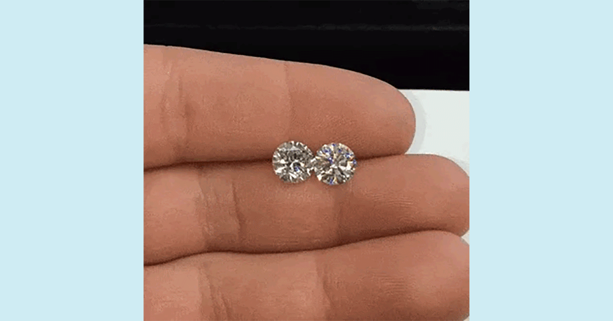 Simulated Diamonds vs Lab-created Diamonds-Gifs