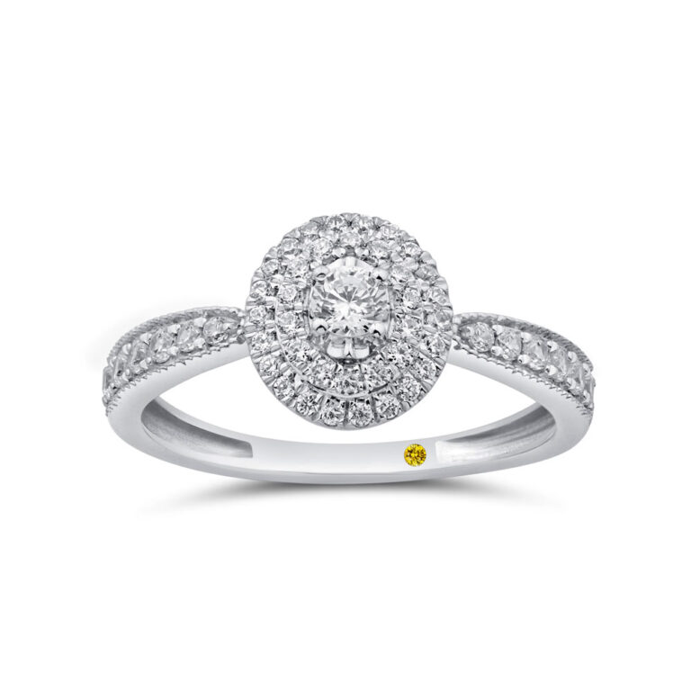 Vintage Looking Oval Halo Lab Grown Diamond Engagement Ring