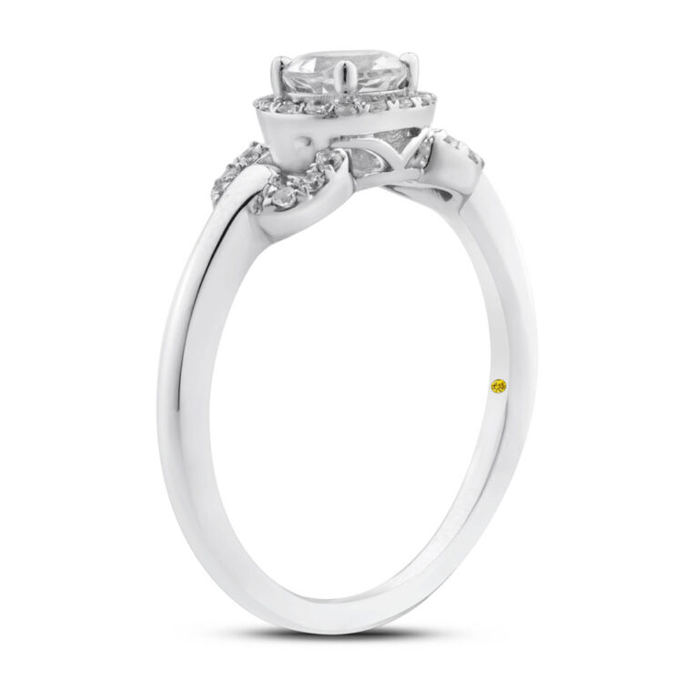 Linked Halo Diamond Ring