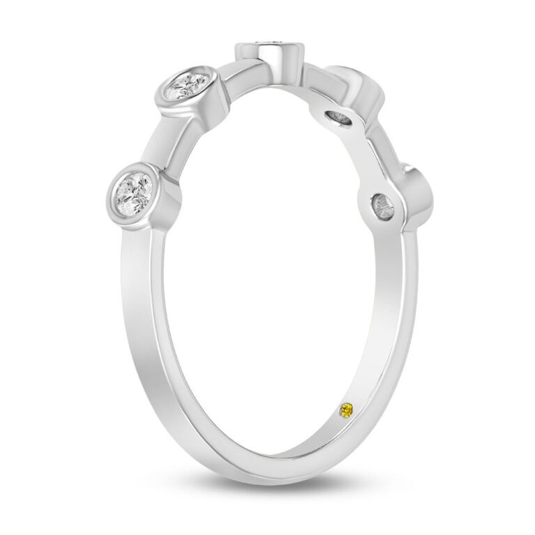 Echo Lab Grown Five Stone Station Diamond Ring