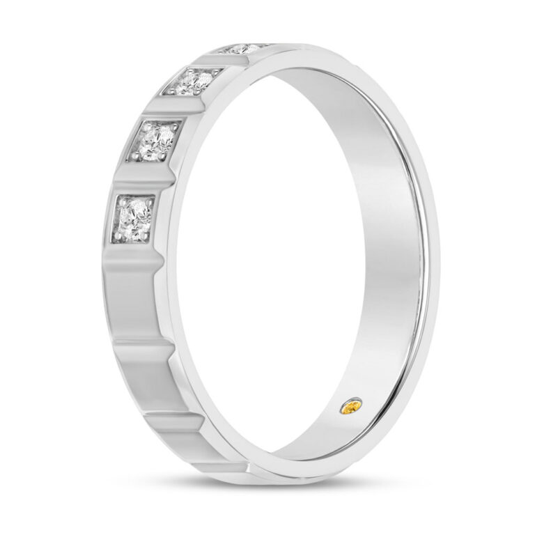 Abyss Lab Grown Diamond Ring