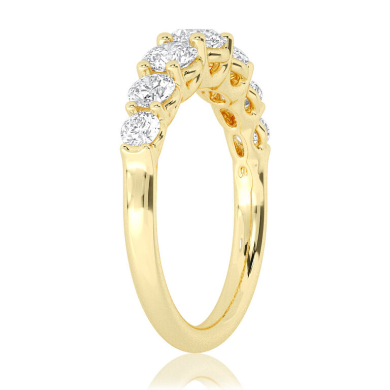Ionia Graduating U-Prong Lab Grown Diamond Ring