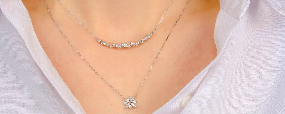 Layering a Diamond Bar Necklace: 3 Rules for Tangle-Free Stacks